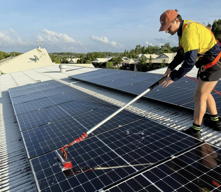 Benefits of solar panel maintenance